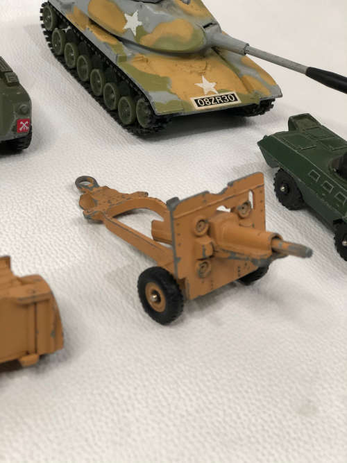 6 VINTAGE CORGI TOYS BID FOR  ALL !!!!!