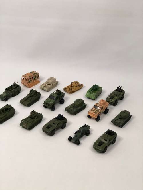 17 x Vintage Hotwheels MILLITARY vehicles bid for all!!!!!