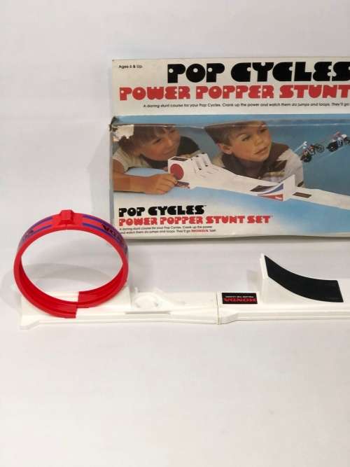 RARE TOMY POP CYCLES TRACK IN BOX WORKING!!!!!!