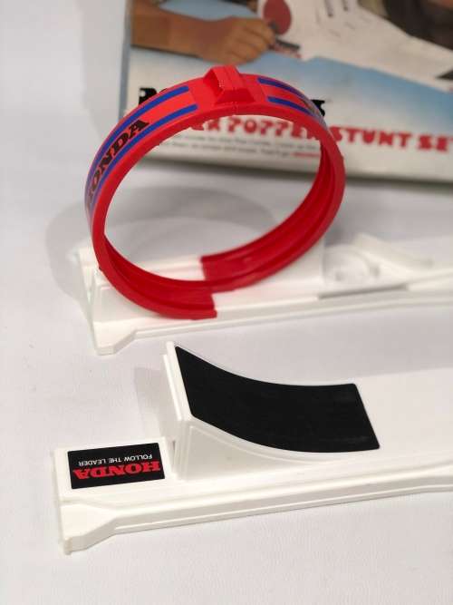 RARE TOMY POP CYCLES TRACK IN BOX WORKING!!!!!!