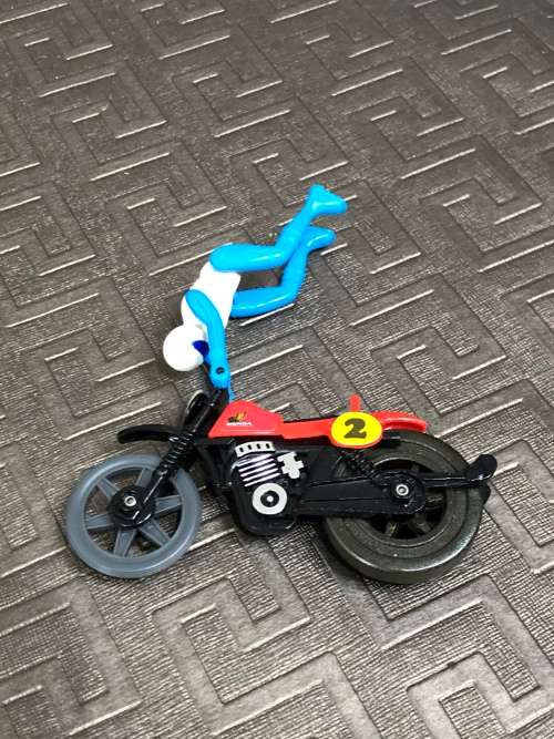 TOMY POP CYCLES BIKE WITH FIGURE!!!!