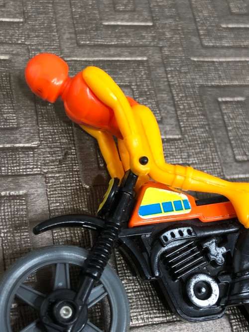 Vintage TOMY POP CYCLES BIKE WITH FIGURE !!!
