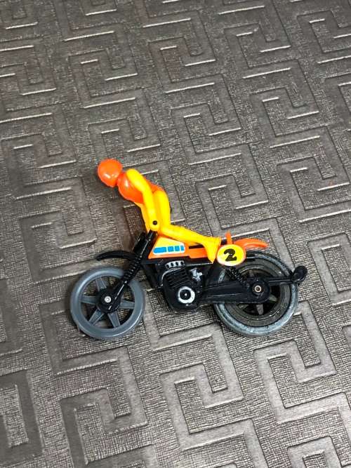 Vintage TOMY POP CYCLES BIKE WITH FIGURE !!!