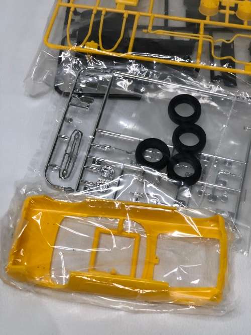 TAMIYA HONDA S800 COMPLETE IN BOX !!!!!