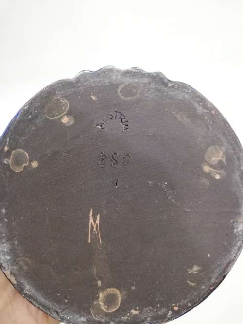 Beautiful Austria Pottery 24cm tall!!!!