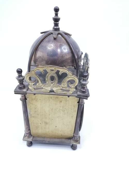 Beautiful Vintage clock made in Great Britain not tested!!!!