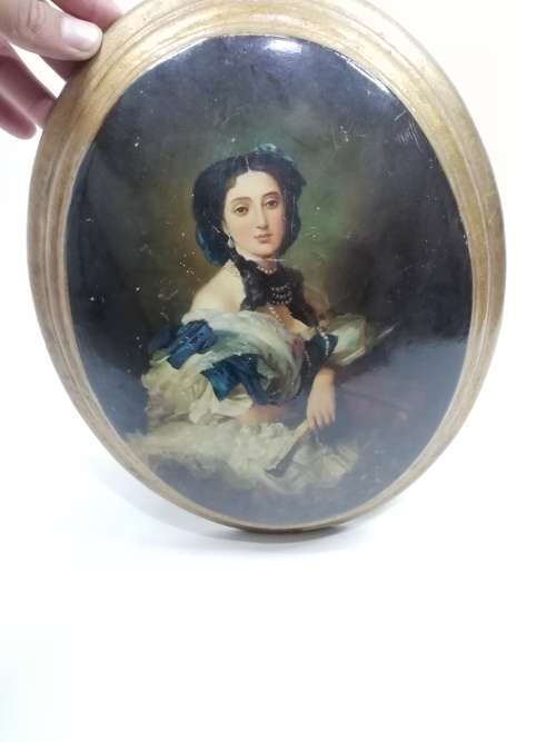 Beautiful vintage wall plagues highly detailed!!!!