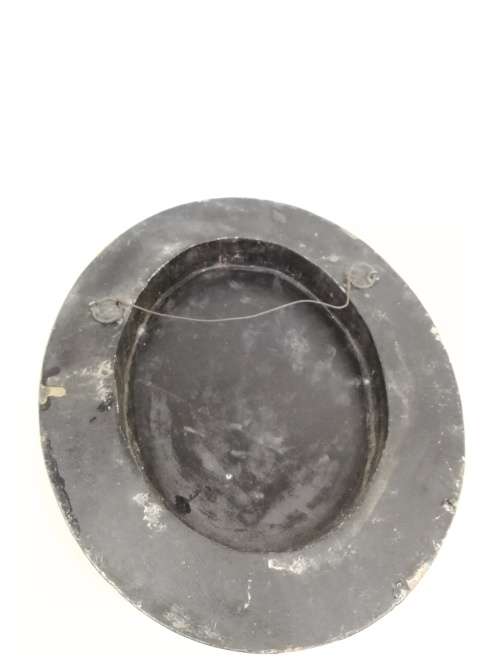 Beautiful vintage wall plagues highly detailed!!!!