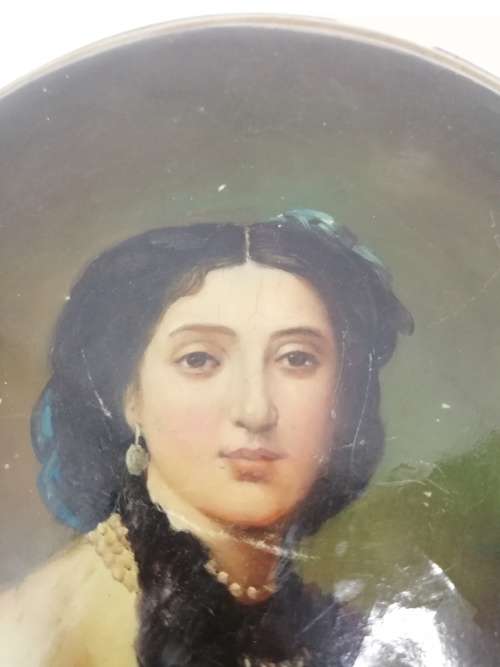 Beautiful vintage wall plagues highly detailed!!!!