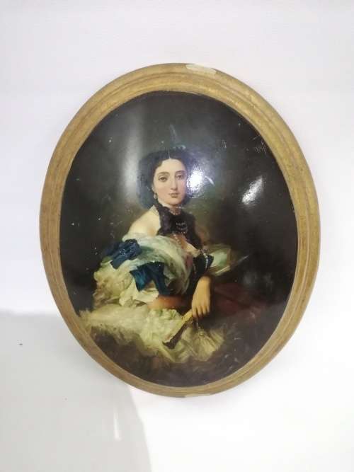 Beautiful vintage wall plagues highly detailed!!!!