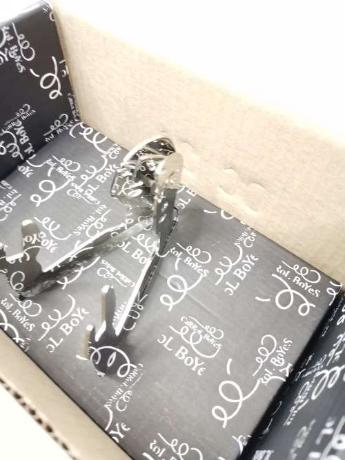 Stunning brand new CARROL BOYES PHOTO FRAME NEVER BEEN USED!!!!