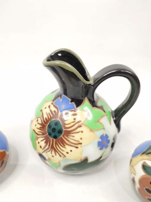 Beautiful Gouda Styled vasses bid for all!!!