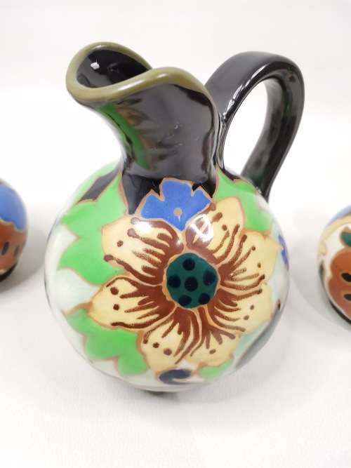 Beautiful Gouda Styled vasses bid for all!!!