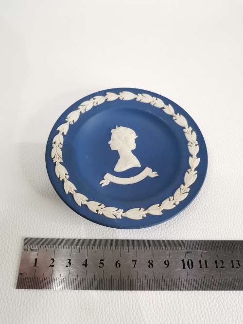 Beautiful Wedgewood plat!!!