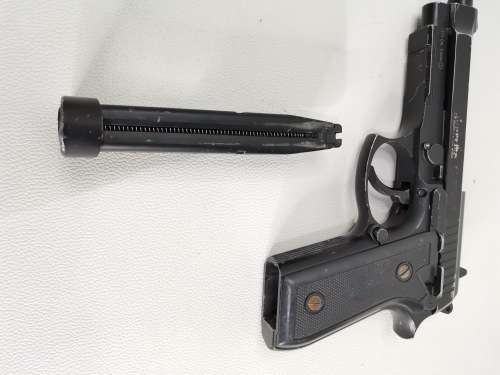 Guerrilla POLLICE 177 cal 4.5mm KWC gas gun realistic gun not tested!!!!