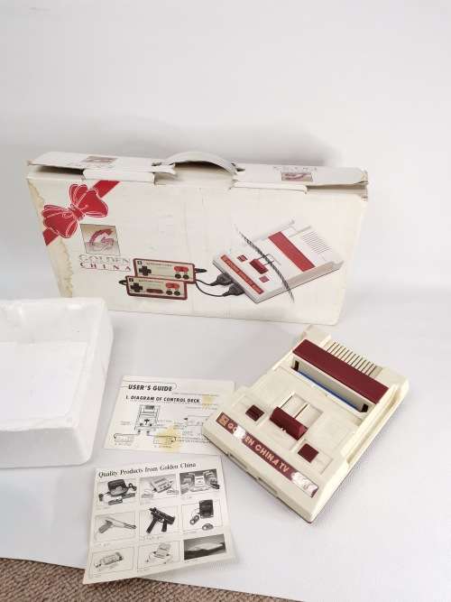 ORIGINAL GOLDEN CHINA TV GAME CONSOLES AMD BOX ONLY WORKING TESTED!!!!