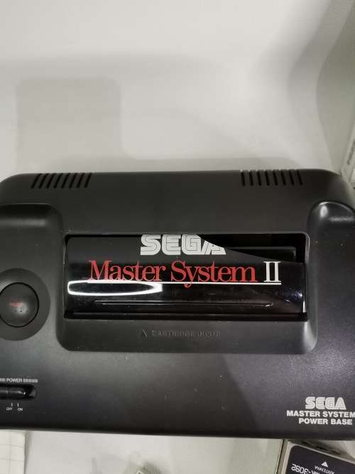 RARE SEGA MASTER SYSTEM II COMPLETE TESTED AND WORKING 100 % NO CHARGER INCLUDED!!!!