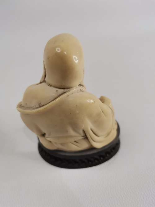 Beautiful highly detailed budah with stamp at the bottom!!!!