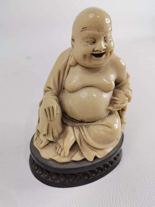 Beautiful highly detailed budah with stamp at the bottom!!!!