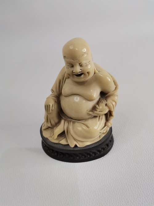 Beautiful highly detailed budah with stamp at the bottom!!!!