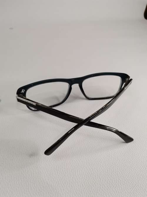 ORIGINAL PRADA READING GLASSES MADE IN ITALY FRAMECAN BE USED!!!