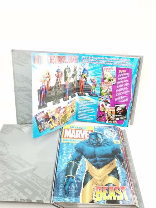 MARVEL FIGURINES COLLECTION BOOKs 1 TO 31 IN BOTH FOLDERS BID FOR ALL!!!!