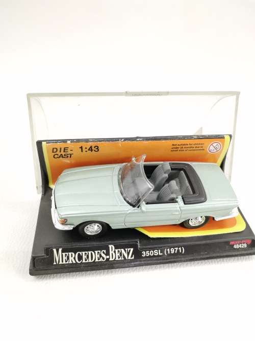 Mercedes Benz 350sl 1971 model die cast!!!!