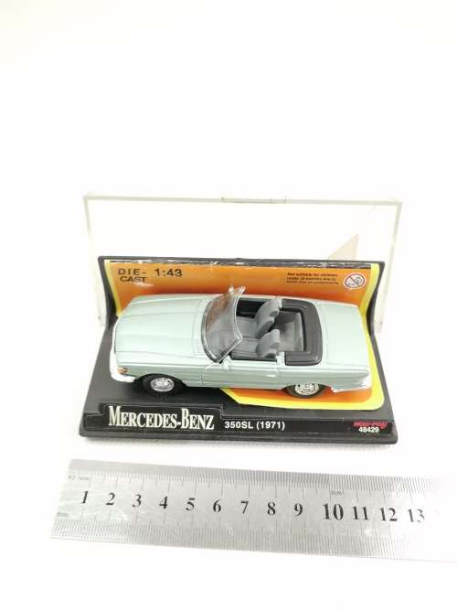 Mercedes Benz 350sl 1971 model die cast!!!!