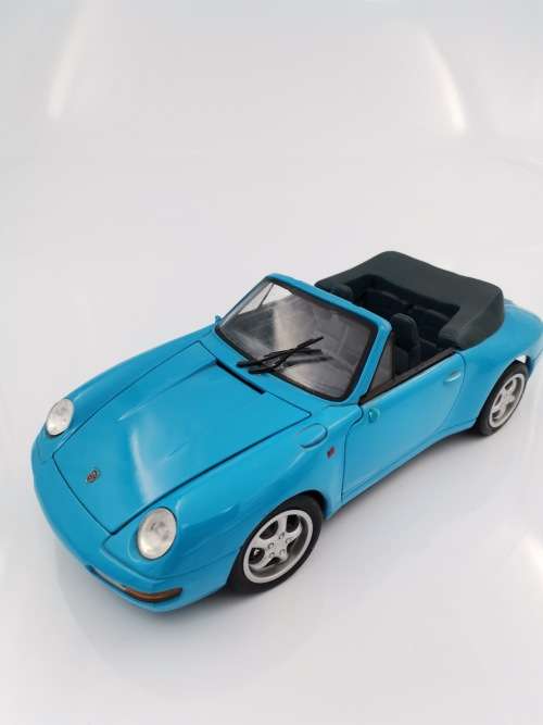 LARGE PORSCHE DIE CAST SCALE 1/18 HIGHLY DETAILED!!!!