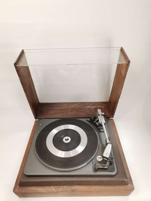VINTAGE GERRARD RECORD PLAYER WORKING!!!!