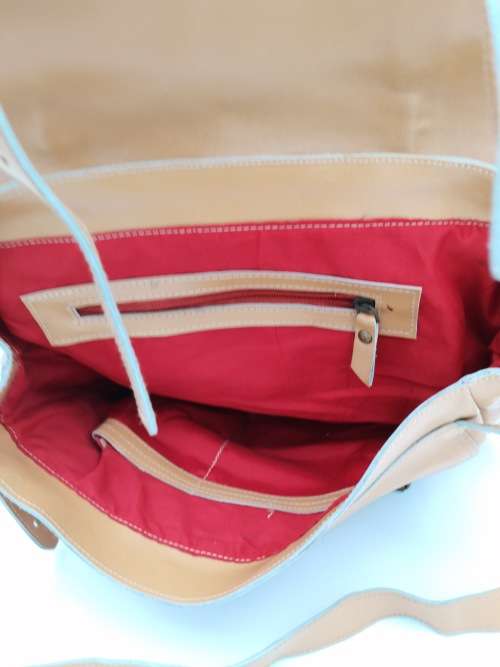 BEAUTIFUL LARGE GENUINE LEATHER BAG!!!