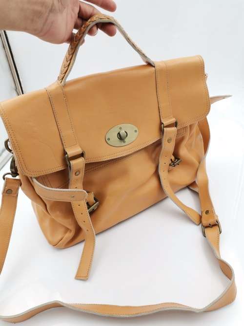 BEAUTIFUL LARGE GENUINE LEATHER BAG!!!