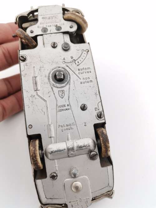 RARE PRAMETA AUTOMODELLE OPEL KAPITA 555  MADE IN GERMANY NEED LOWER CONTROL ARM!!!