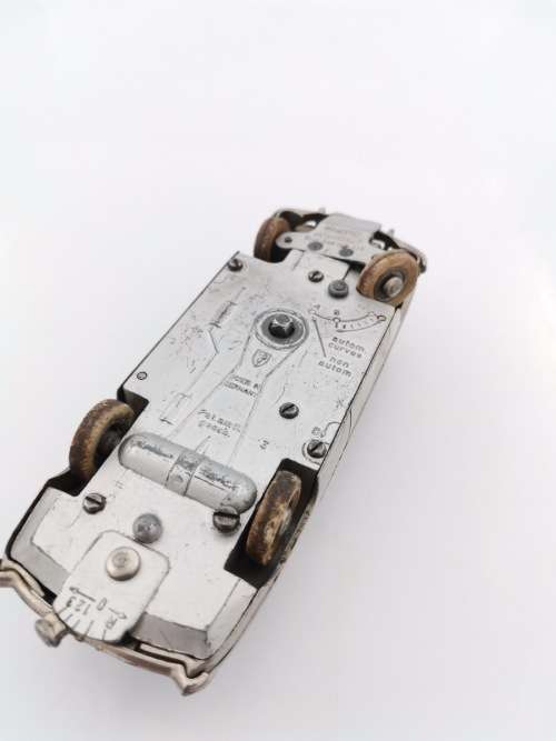 RARE PRAMETA AUTOMODELLE OPEL KAPITA 555  MADE IN GERMANY NEED LOWER CONTROL ARM!!!