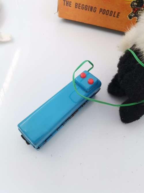 RARE FIFI BATTERY OPERATED REMOTE CONTROL POODLE NOT TESTED KRAMER TOYS!!!