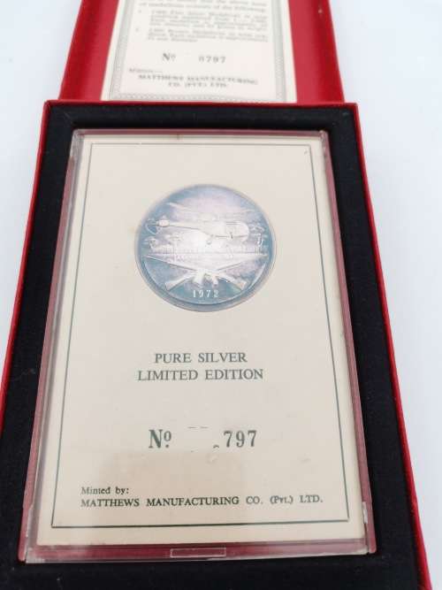 PURE SILVER RHODESIAN HISTORY MEDAL IN CASE!!!