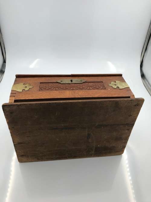 STUNNING LARGE VINTAGE WOODEN AND BRASS BOX 34CM TALL !!!