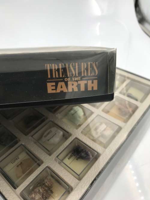 TREASURES OF THE EARTH BID FOR BOTH BOXES !!!