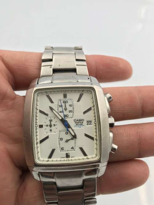 CASIO EDIFICE WR100M WATCH NOT TESTED NEEDS BATTERIES!!!