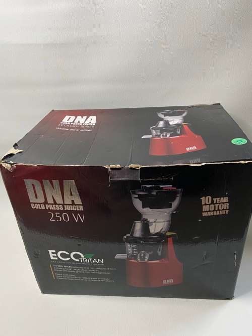 DNA COLD PRESS JUICER 250 WATT COMPLETE WORKING IN BOX !!!!