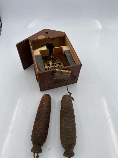 VINTAGE MADE IN WEST GERMANY CUCKOO CLOCK GOR SPARES !!!