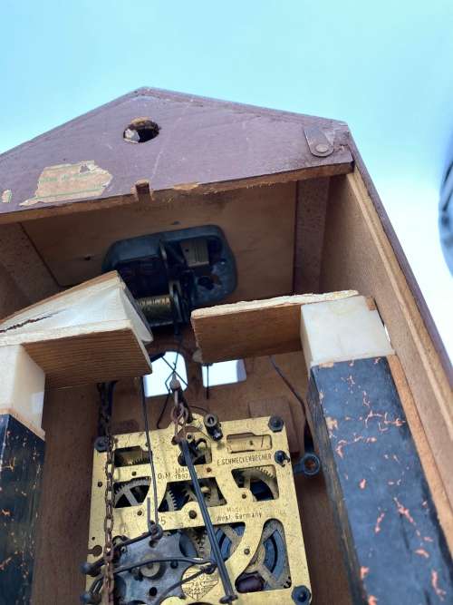 VINTAGE MADE IN WEST GERMANY CUCKOO CLOCK GOR SPARES !!!