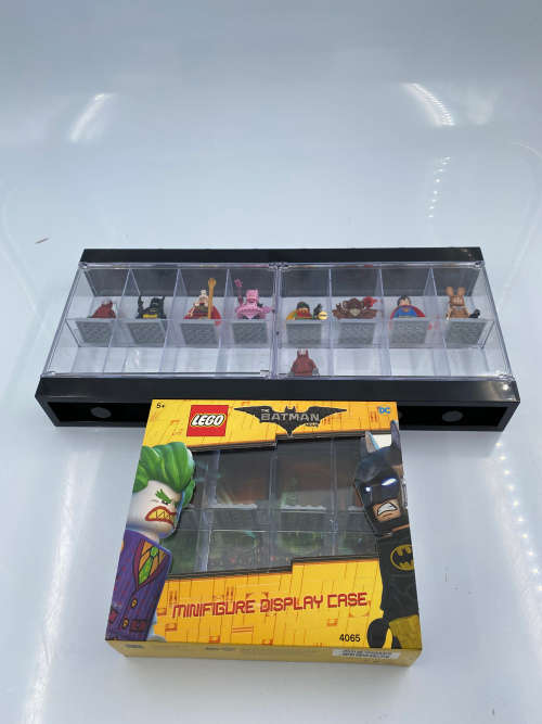 LARGE LEGO DISPLAY CASE WITH COLLECTION OF FIGURES BID FOR ALL !!!!