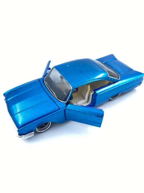 DIE CAST 1960 FORF STARLINE SCALE 1:24