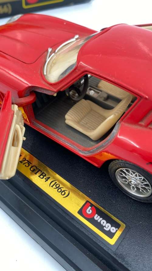 FERRARI 275 GTB/4 1966 BURAGO SCSLE 1:24 !!!!