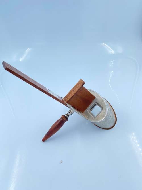 RARE ANTIQUE WOODEN VIEW MASTER MANUFACTURED BY UNDERWOOD NEW YORK !!!!