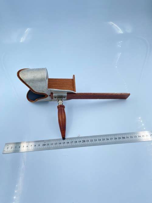 RARE ANTIQUE WOODEN VIEW MASTER MANUFACTURED BY UNDERWOOD NEW YORK !!!!