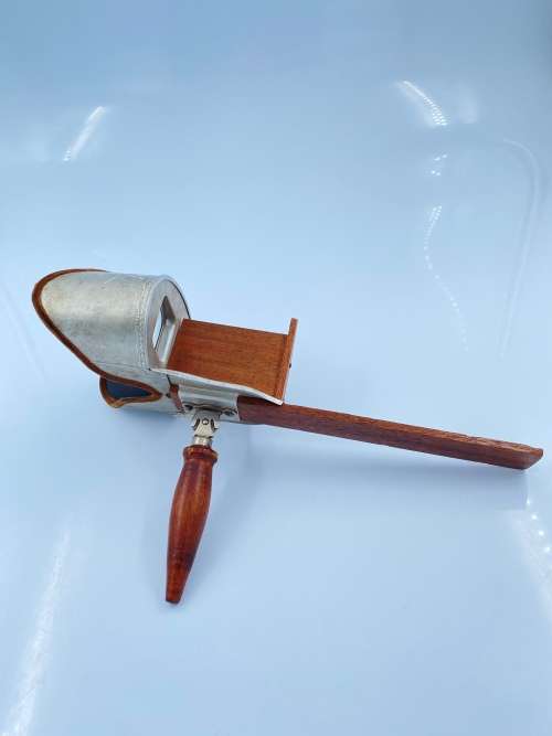 RARE ANTIQUE WOODEN VIEW MASTER MANUFACTURED BY UNDERWOOD NEW YORK !!!!