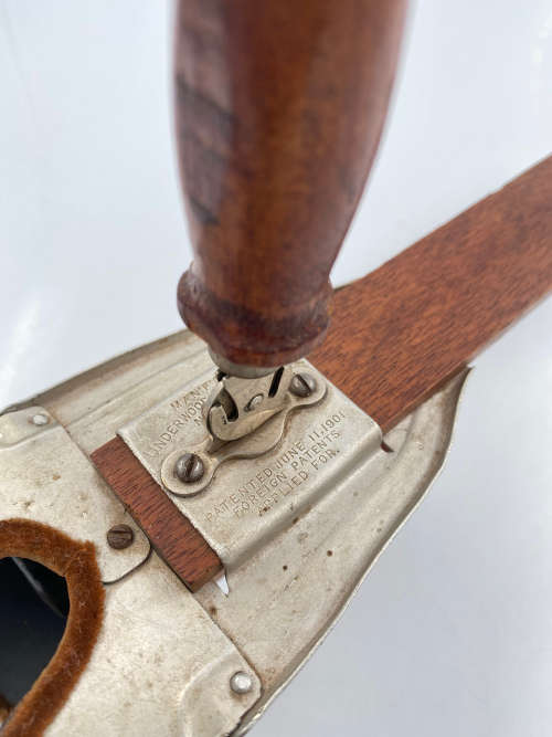 RARE ANTIQUE WOODEN VIEW MASTER MANUFACTURED BY UNDERWOOD NEW YORK !!!!