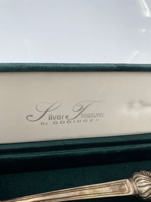 LARGE SILVER TREASURES BY GODINGER IN CASE !!!!